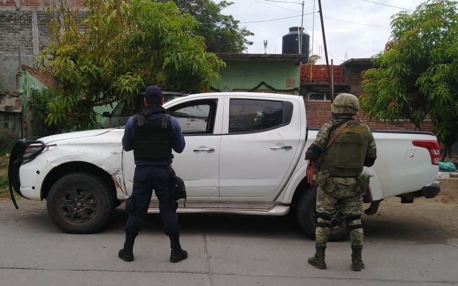 Aseguran SSP y Sedena 195 cartuchos, cargadores y un vehículo relacionado en hechos delictuosos