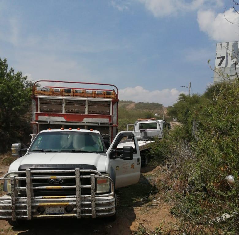 Asegura SSP vehículo con reporte de robo, en Tarímbaro.