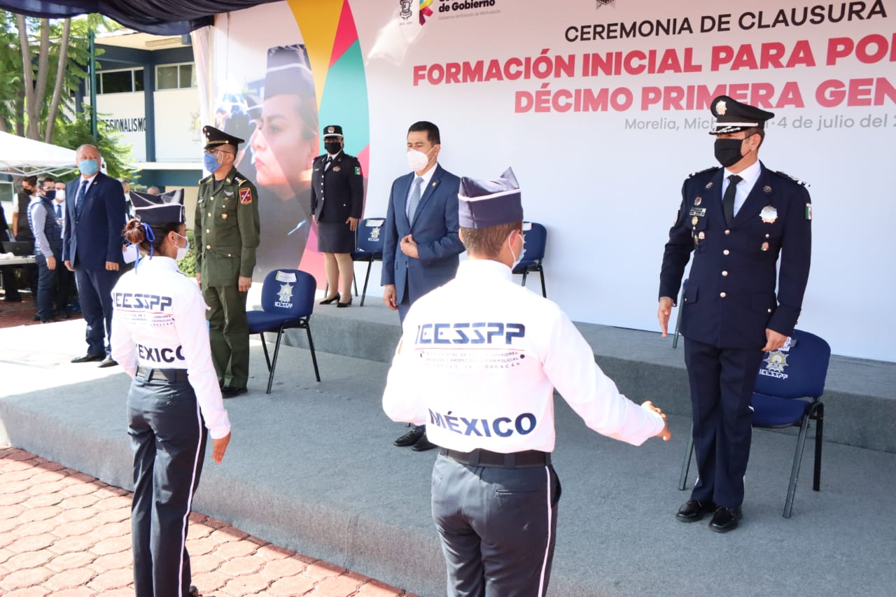 Egresa nueva generación de policías michoacanos