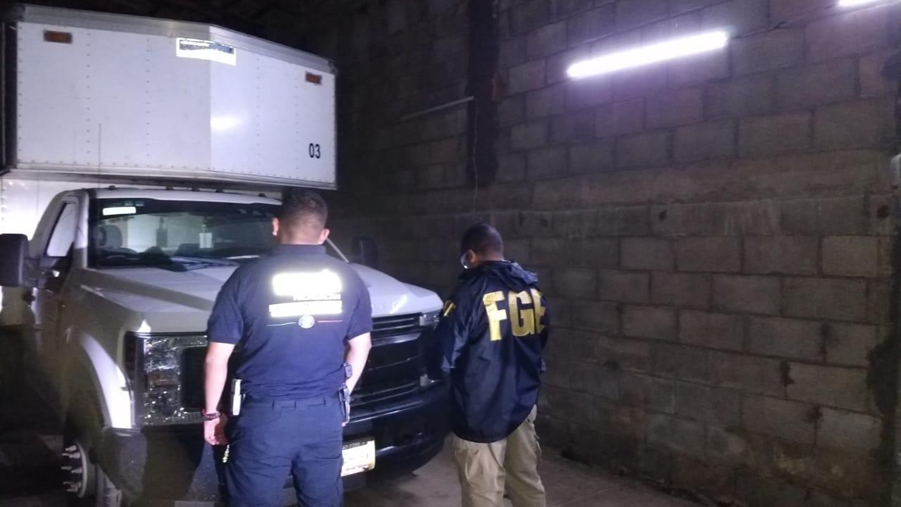 En cateo, recupera FGE vehículo robado con violencia en Morelia