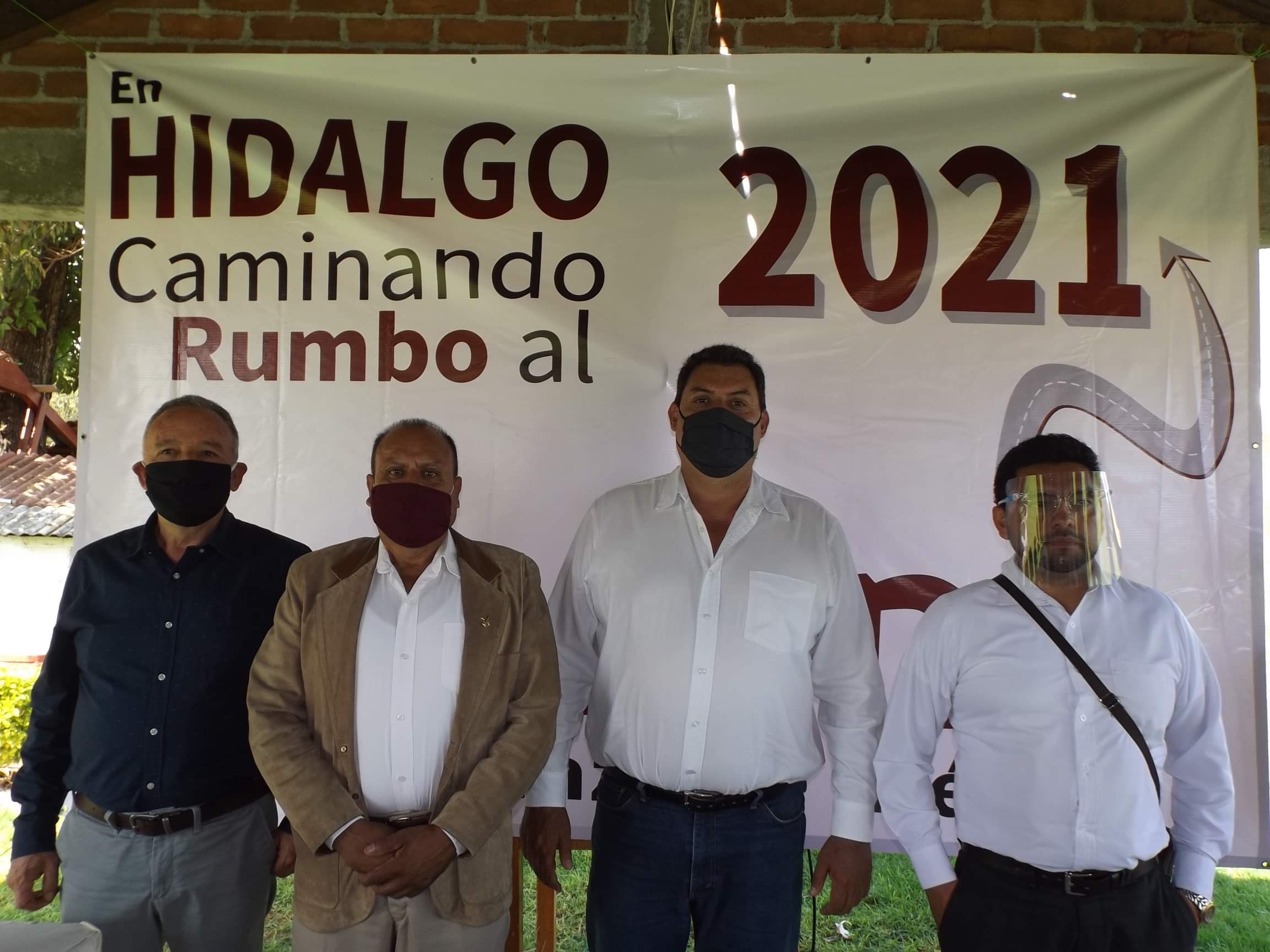 Militantes y simpatizantes de Morena firman manifiesto dirigido a Presidenta del Consejo Nacional