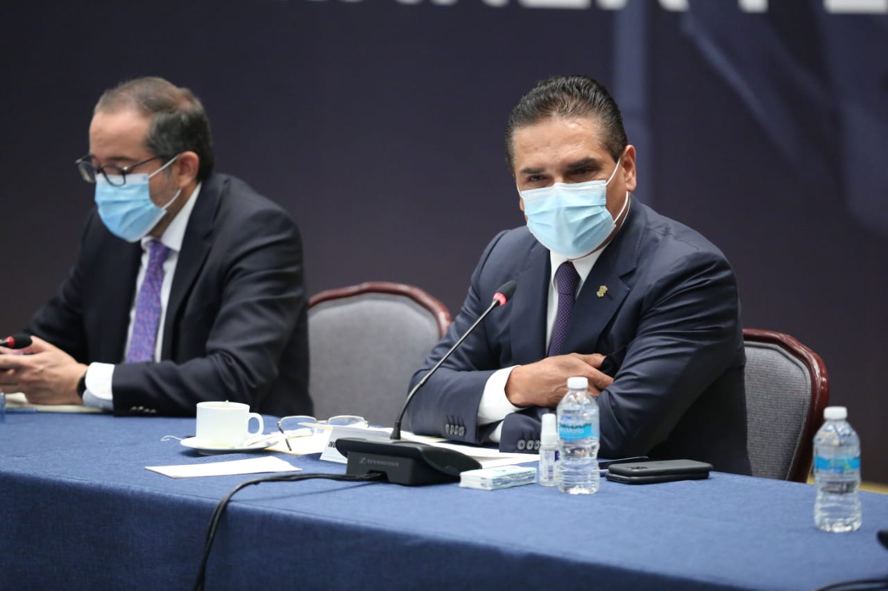 Convoca Silvano Aureoles a Senadores a mantenerse firmes contra desaparición de fideicomisos