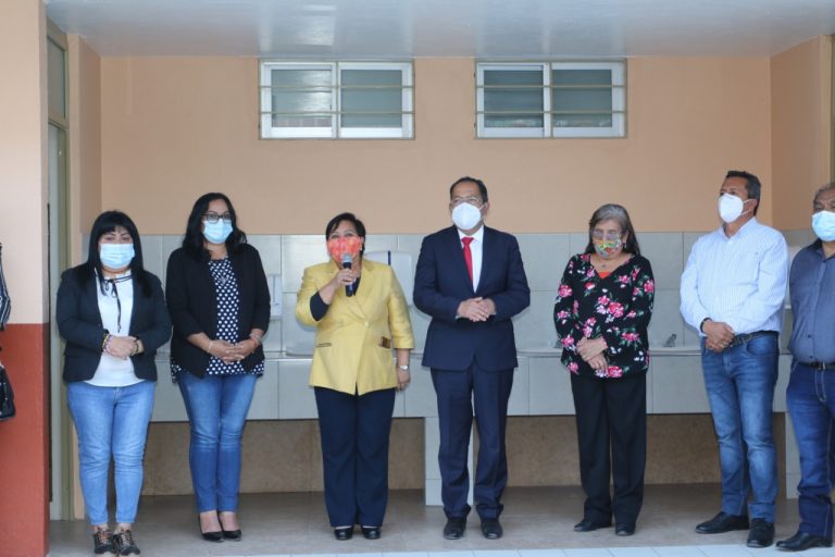 José Luis Téllez al inaugurar la rehabilitación del módulo de sanitarios de la Escuela Primaria Josefa Ortiz de Domínguez