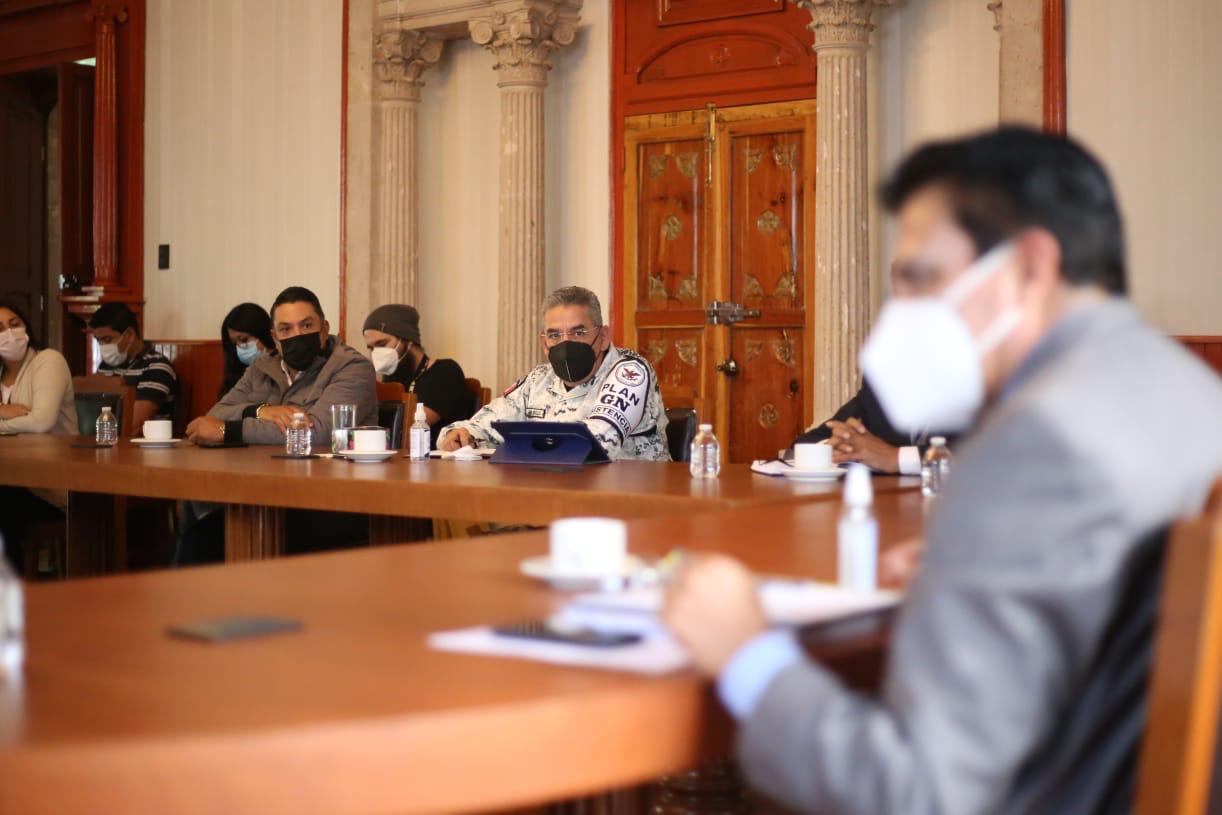 Reforzarán Federación y Estado coordinación con APEAM para proteger la industria aguacatera