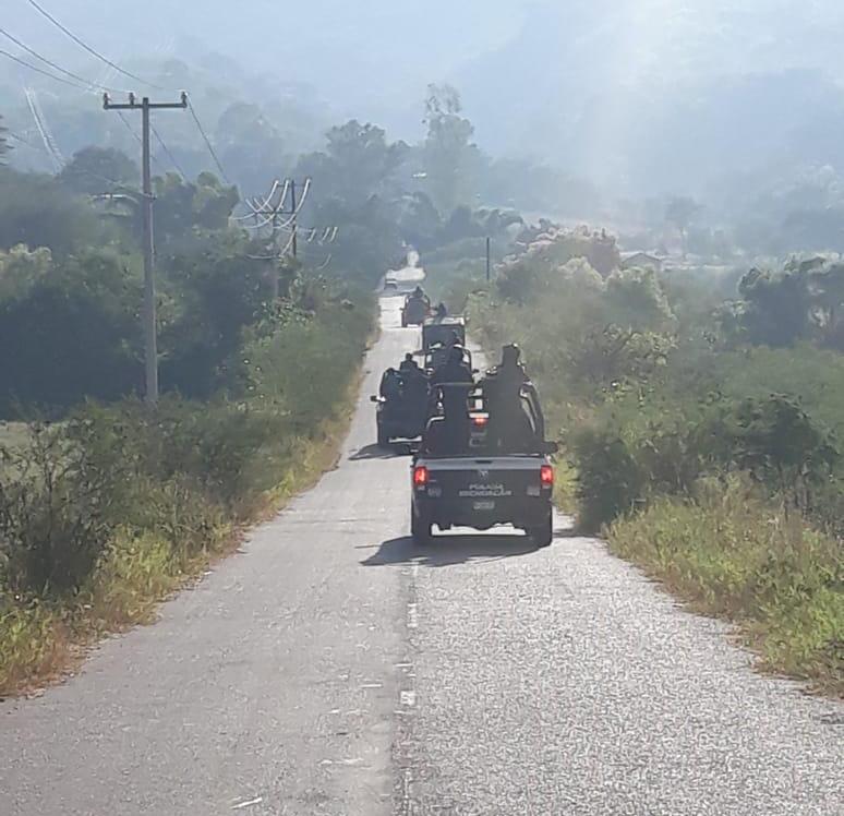 Acuerdan SSP, Sedena y autoridades municipales, fortalecimientos de acciones de seguridad en Aguililla