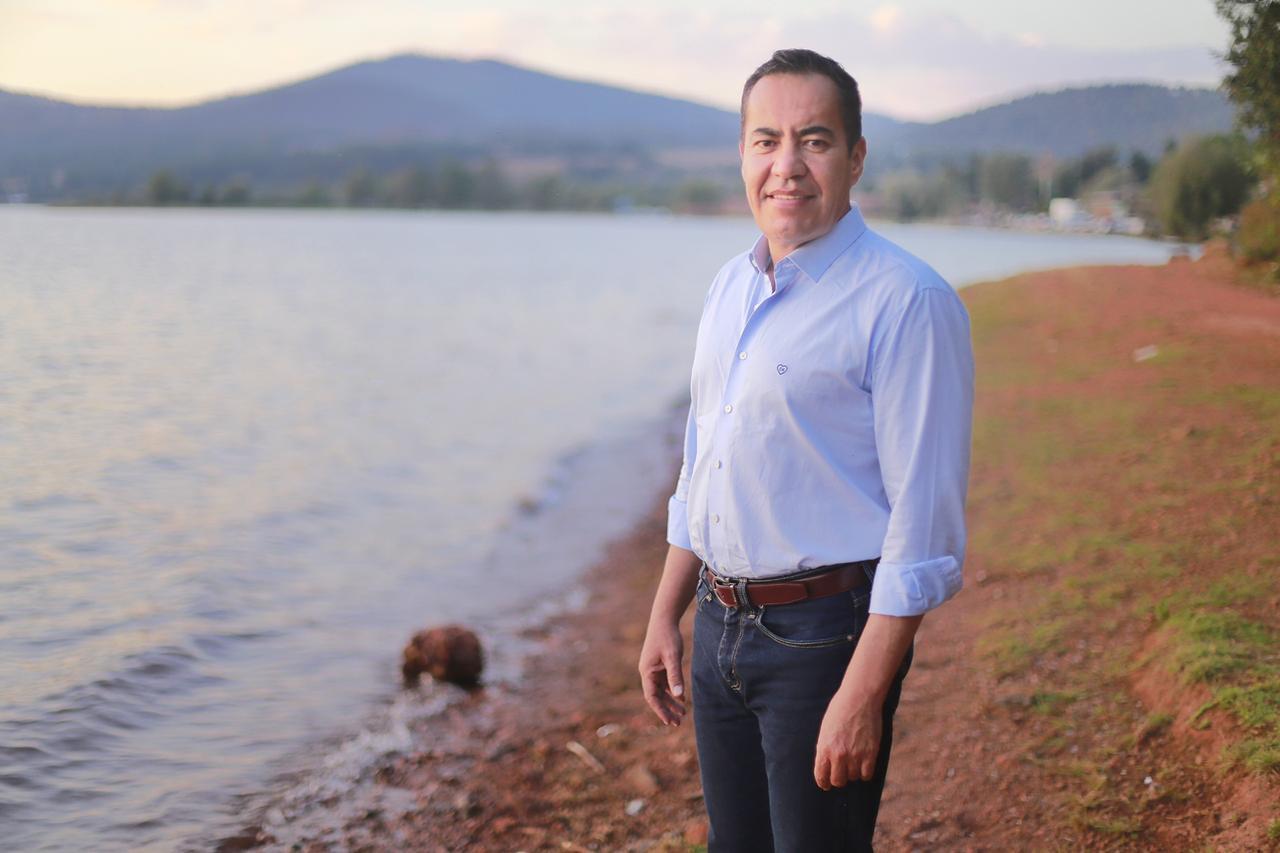 Carlos Herrera, precandidato del PAN a la gubernatura de Michoacán    Gracias