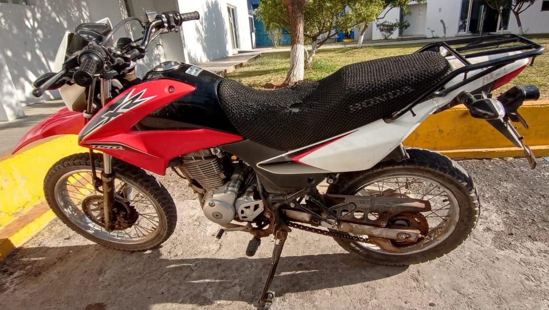 Recupera SSP motocicleta con reporte de robo, en Zamora