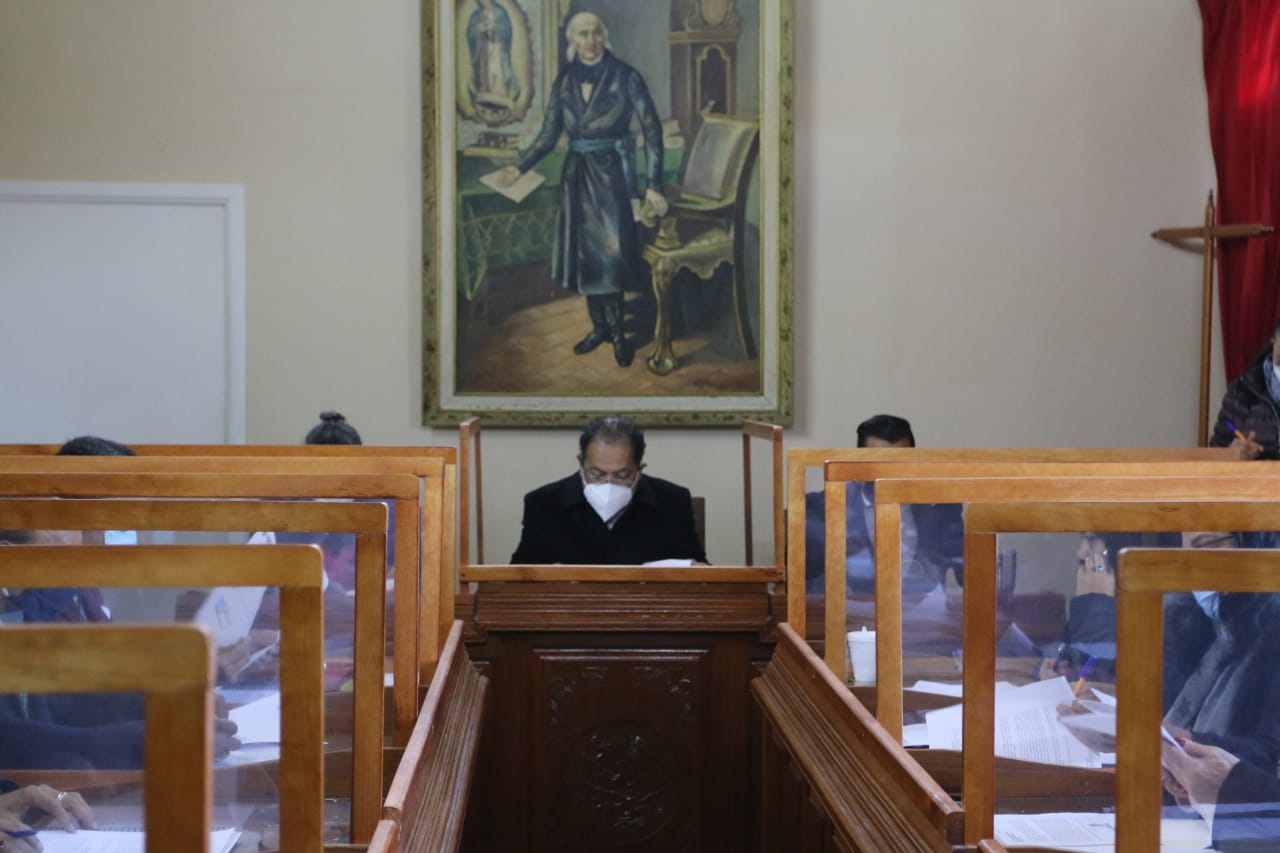 En Cabildo se aprobó el apoyo económico para personal de intendencia, enfermeras y personal administrativo que laborará en el Hospital General de Cd. Hidalgo