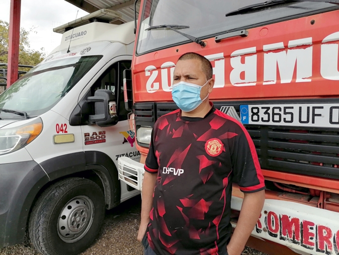 Bomberos buscan gestionar vacuna contra el COVID-19 ante inminentes contagios a los que están expuestos