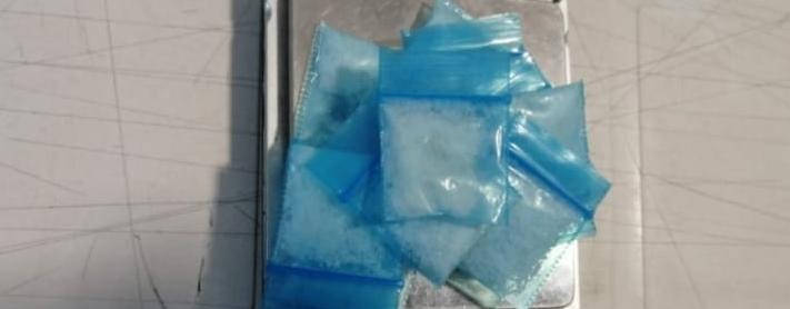 Detiene SSP a uno en posesión de envoltorios con metanfetamina