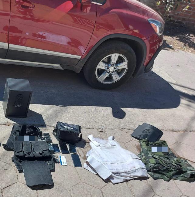 Aseguran SSP y GN a dos en posesión de armas de fuego