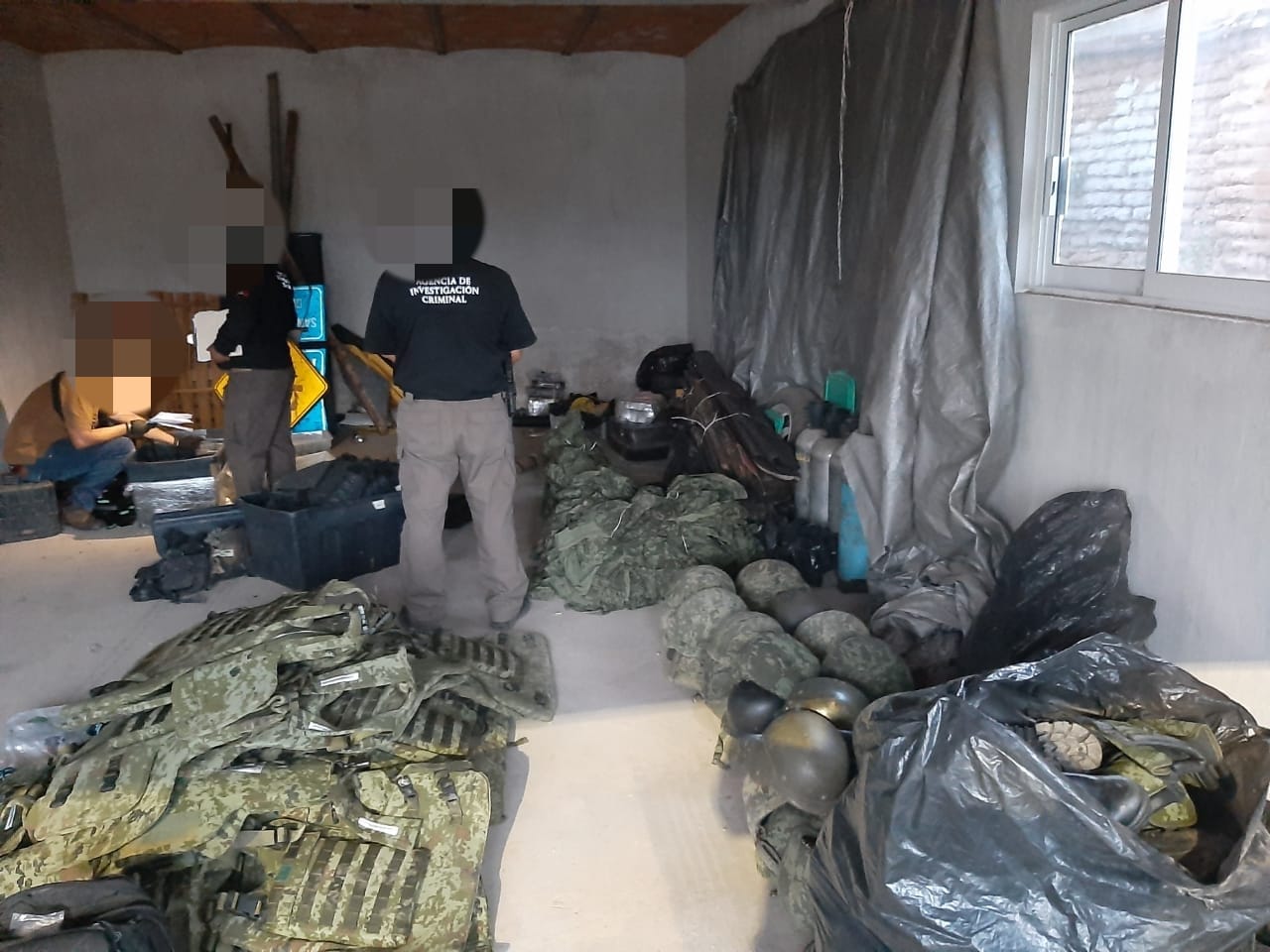 FGR ASEGURA ARSENAL EN UN CATEO REALIZADO EN JALISCO