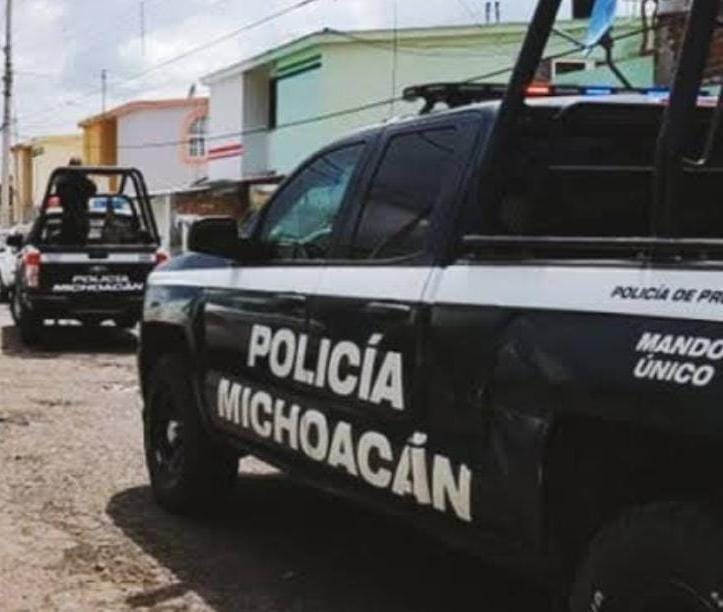 Una pareja fue atacada a balazos, en la calle
