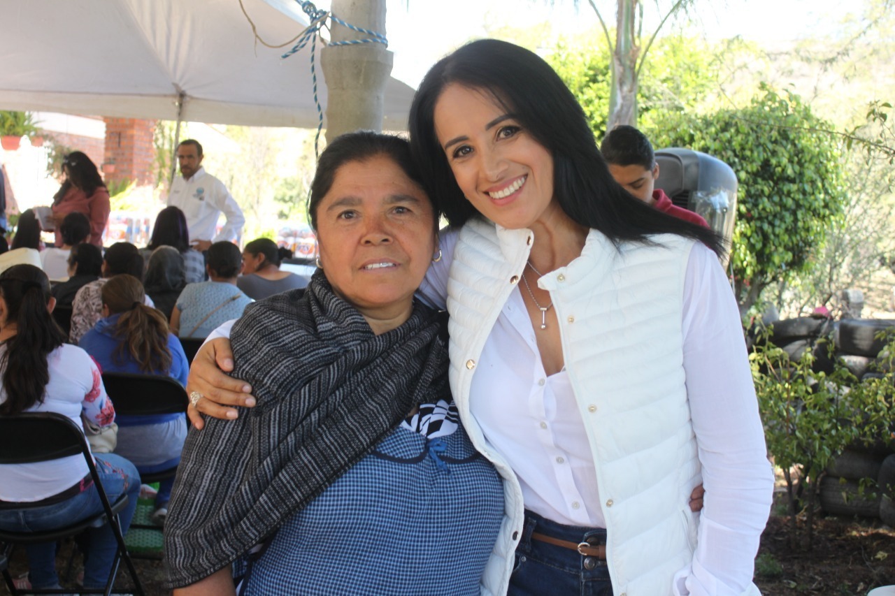 Equipo por Michoacán, firme en su compromiso con las mujeres: Lucila Martínez