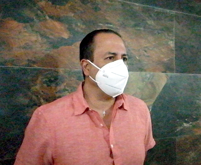 Ciudadanos relajan medidas sanitarias, hospital regional comienza a saturarse de nuevo: Rafael Beamonte