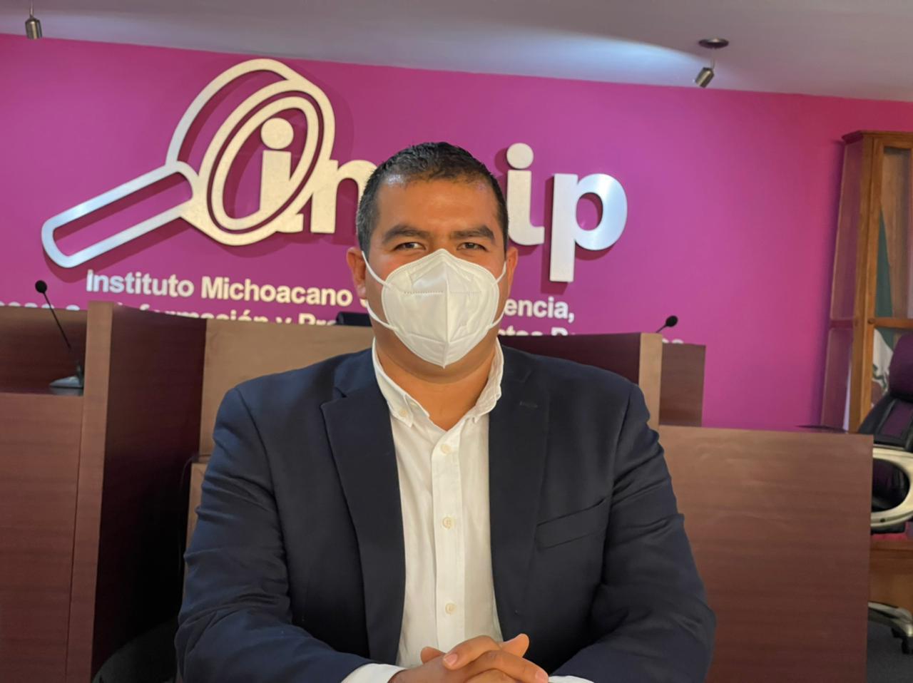 Firma alcalde convenio de colaboración con IMAIP