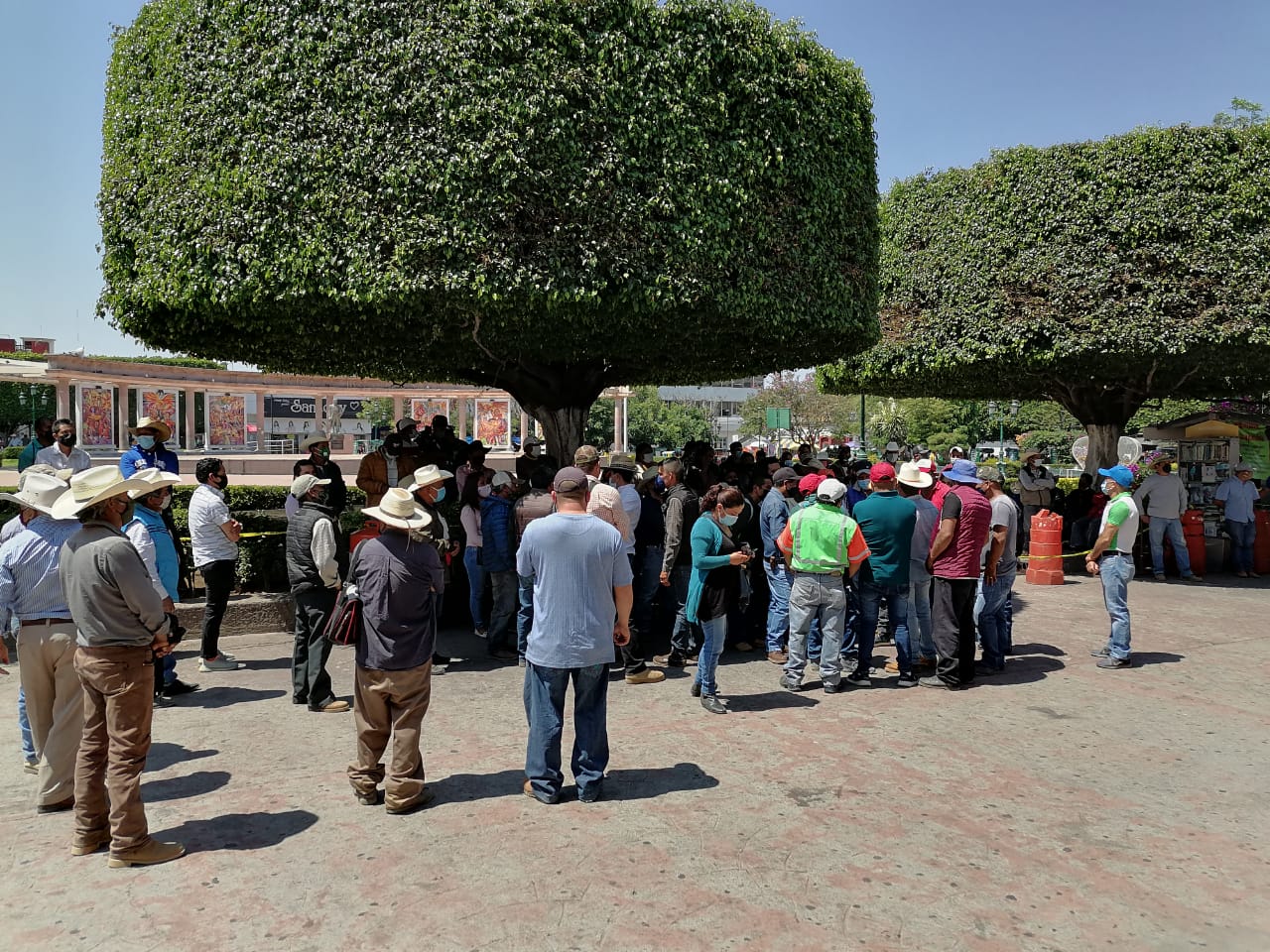 Se analiza propuesta de comunidades indígenas para que estas puedan recibir un presupuesto propio