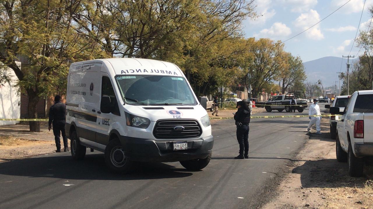 A balazos matan al conductor de un vehículo