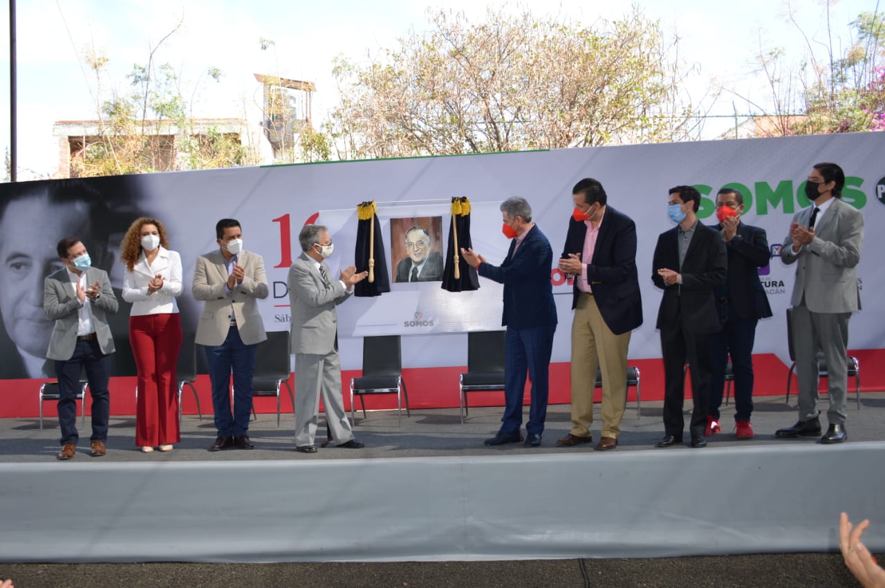 HOMENAJEA PRI A REYES HEROLES A 100 AÑOS DE SU NACIMIENTO