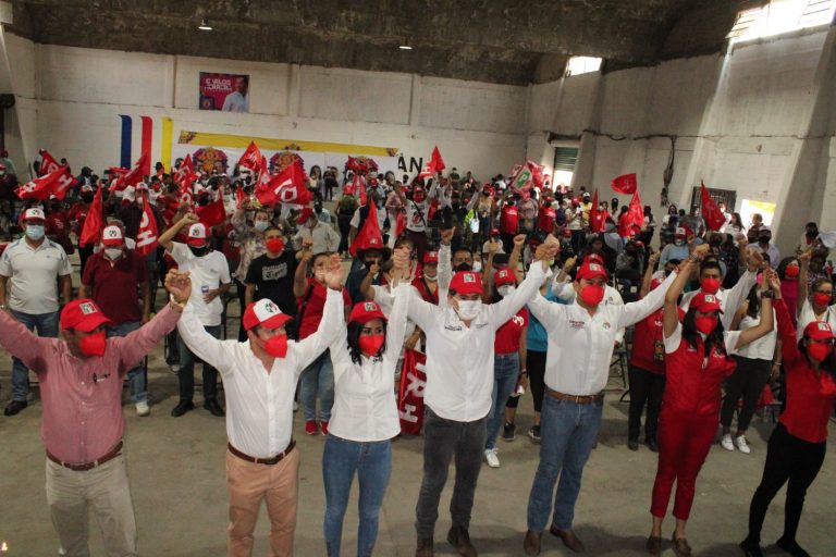 Priístas de Zitácuaro cierran filas con Tavo Ocampo