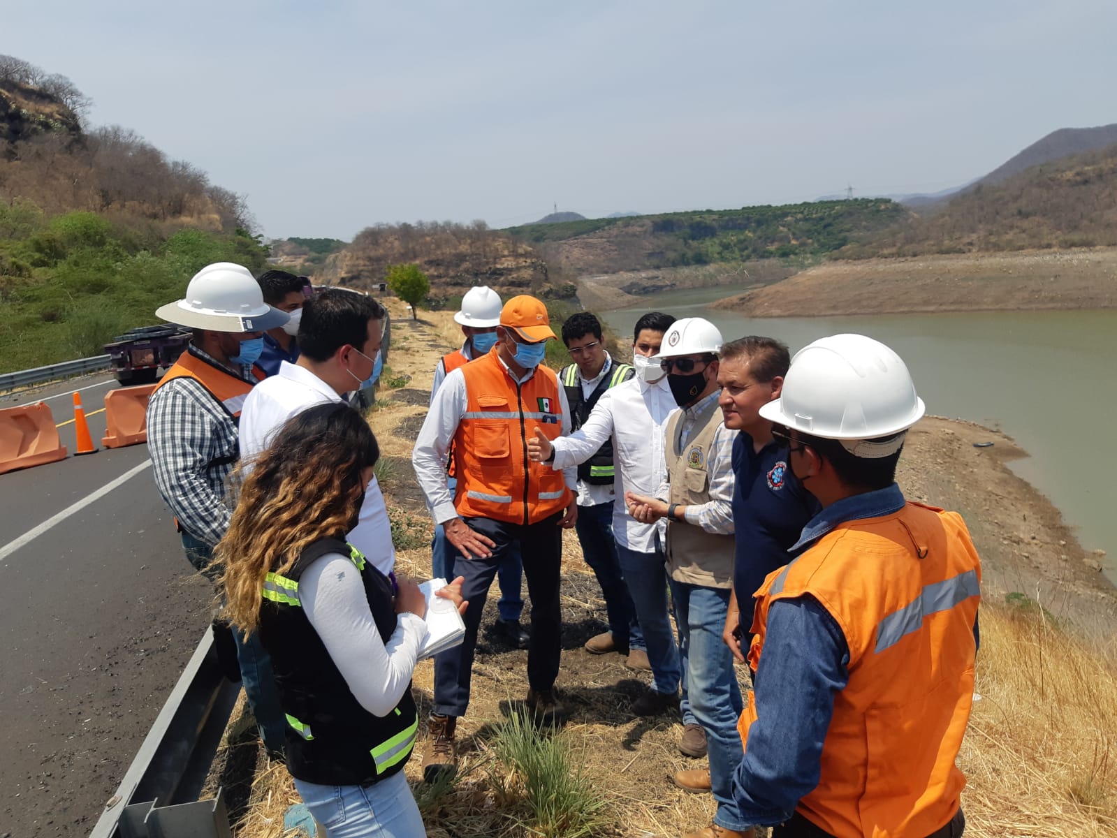 Tras revisión determinan cierre parcial de la Autopista Siglo XXI