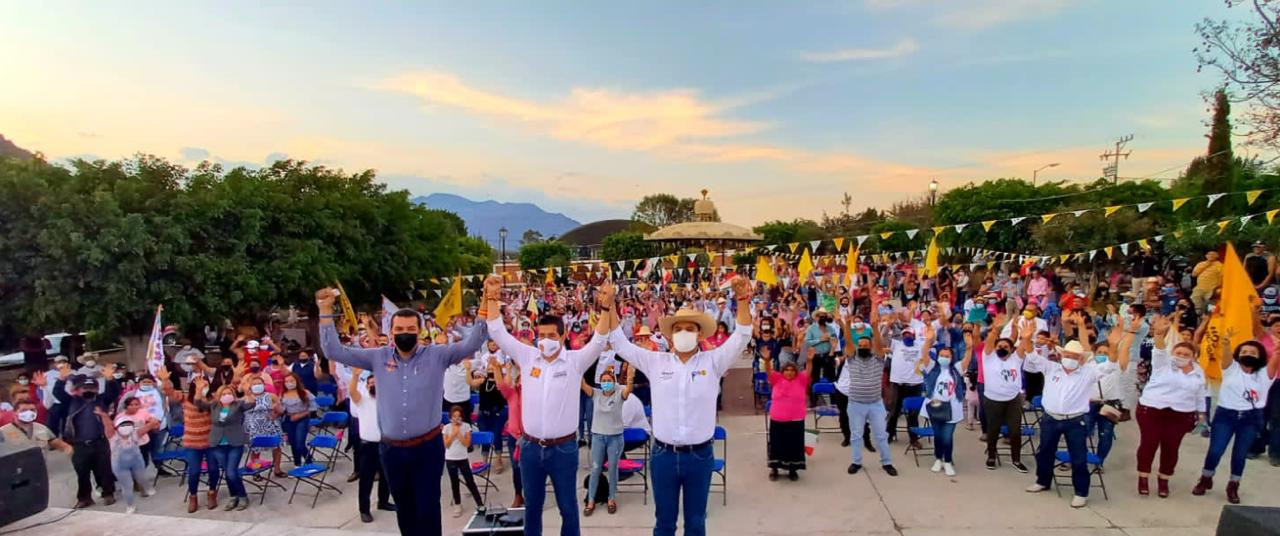 REALIZA PRIMER CIERRE DE CAMPAÑA, CARLOS PAREDES EN LA TENENCIA DE LA SOLEDAD