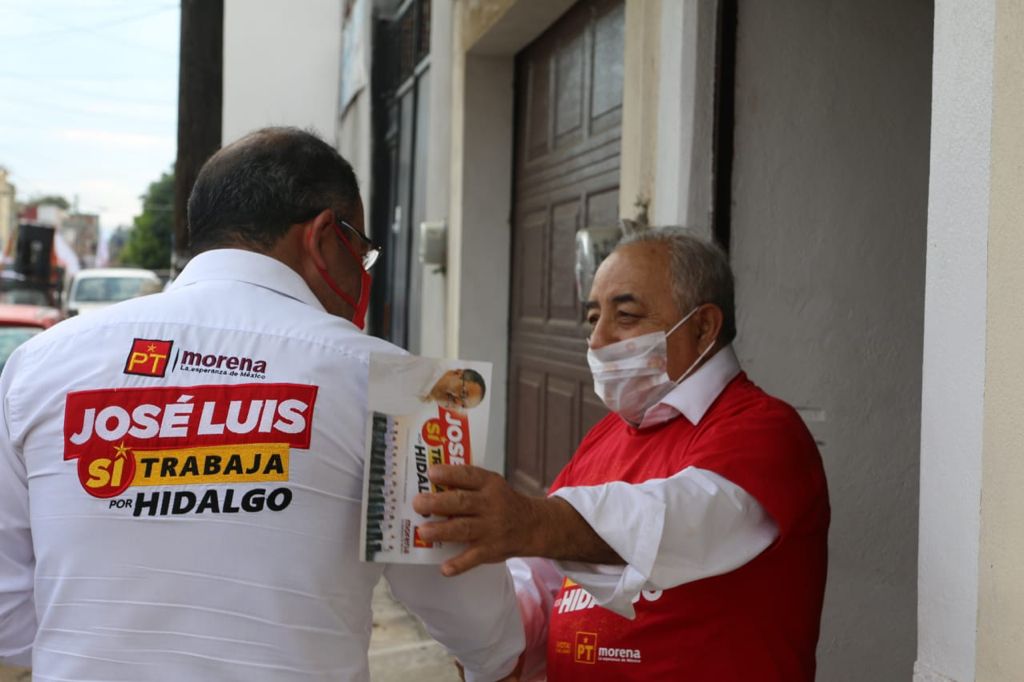 Destinaremos 2 millones de pesos anuales del presupuesto municipal para otorgar becas a estudiantes: José Luis Téllez