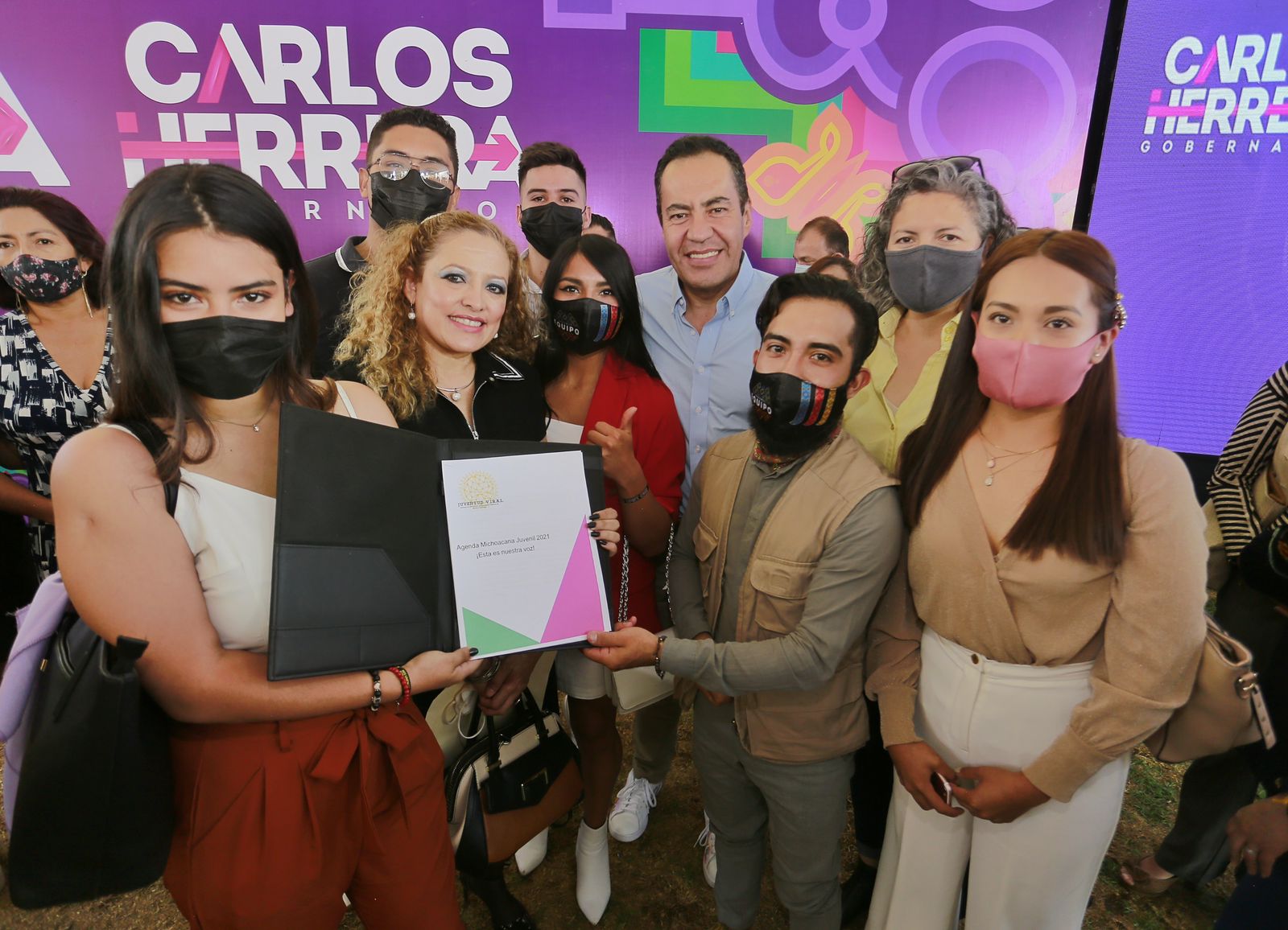 Trabajaré en conjunto con los profesores nicolaitas: Carlos Herrera