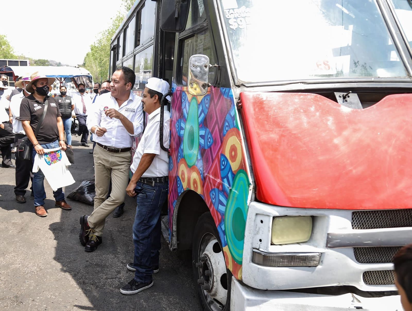 «Vamos por rutas de transporte seguras y exclusivas para mujeres»: Carlos Herrera