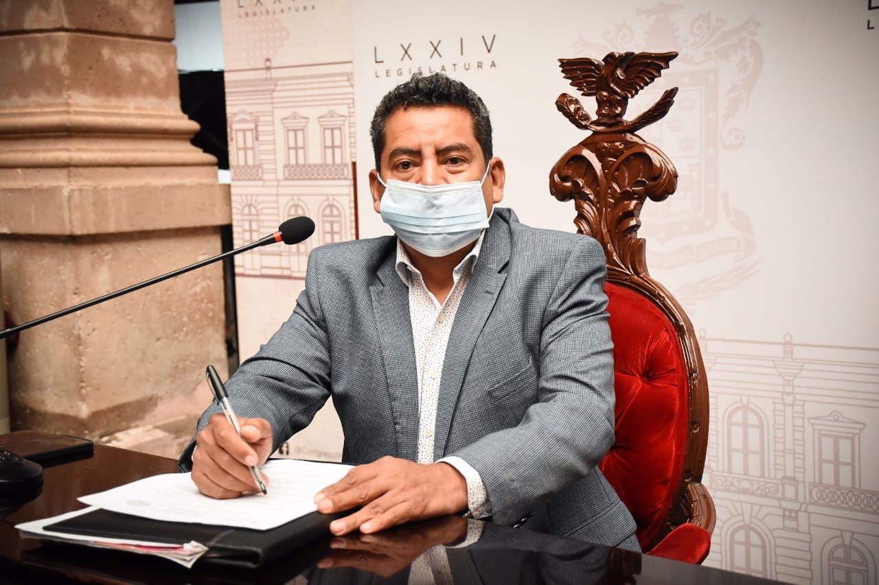 Ángel Custodio propone garantizar derecho al agua y brindar certeza jurídica al establecer responsabilidad de autoridades