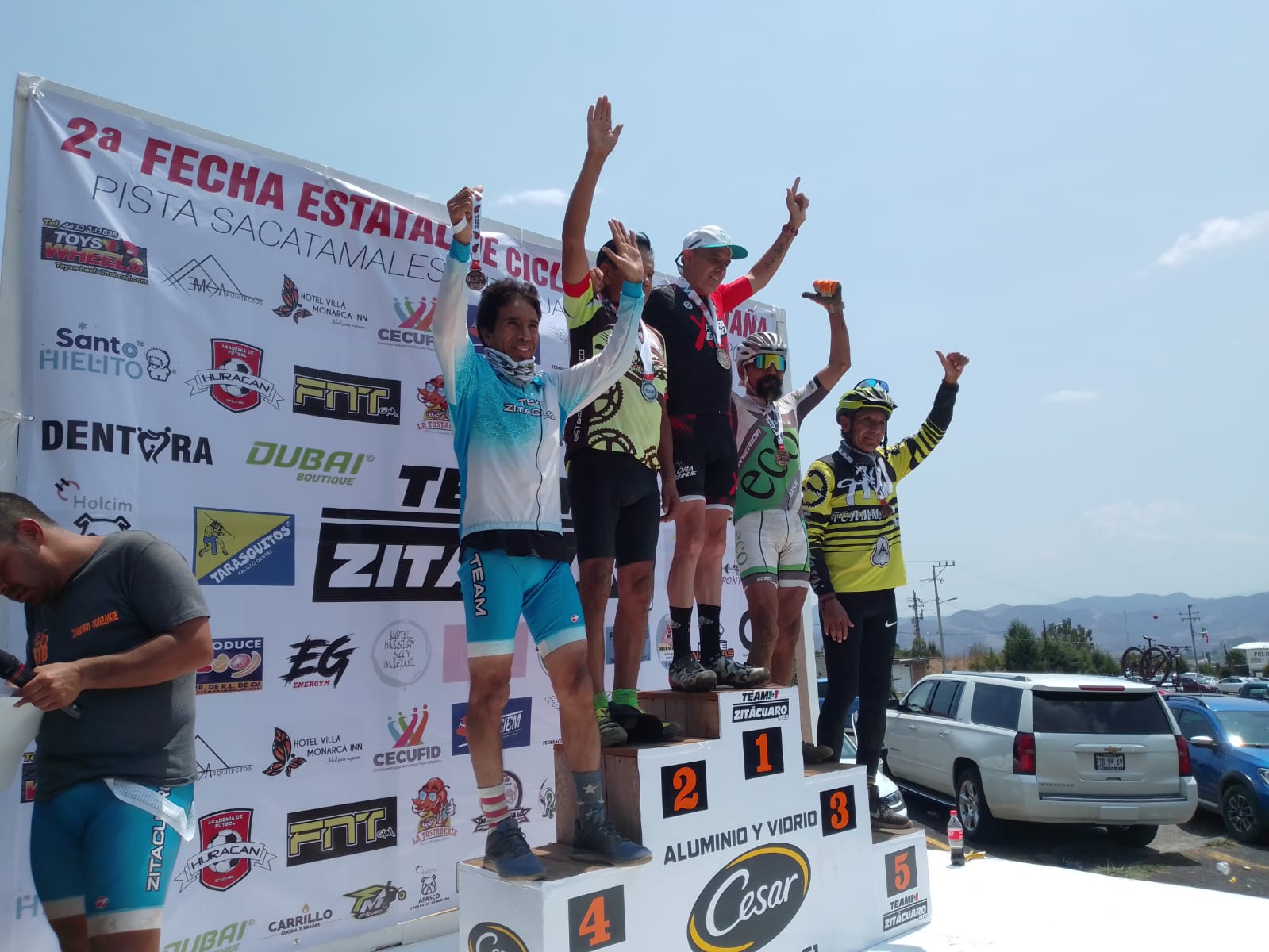Fátima Hijar y Eugenio Miranda campeones en Zitácuaro de la segunda fecha de Ciclismo de Montaña