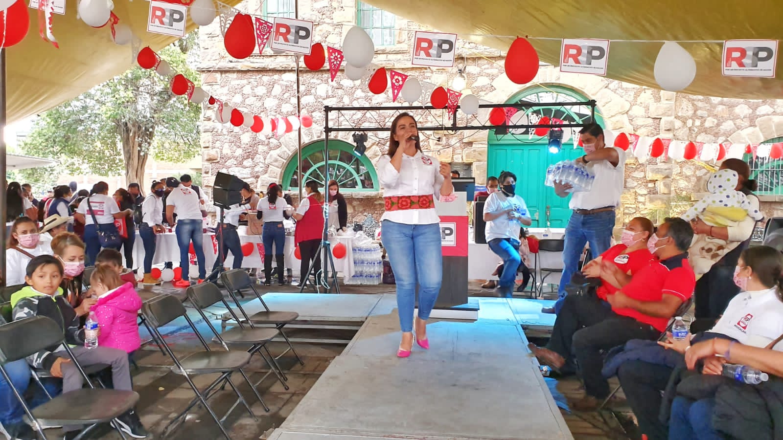 Refrenda Lupita Salgado su Compromiso con los Ciudadanos