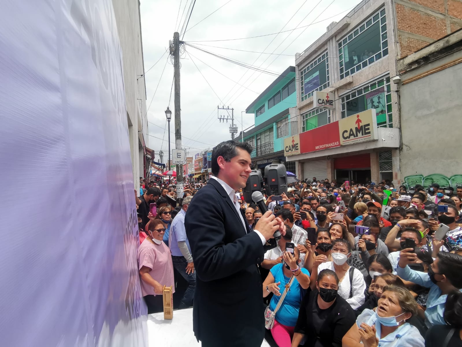 Toño Ixtláhuac recibió su constancia de mayoría con lo que se hace oficial su triunfo como Presidente Municipal de Zitácuaro