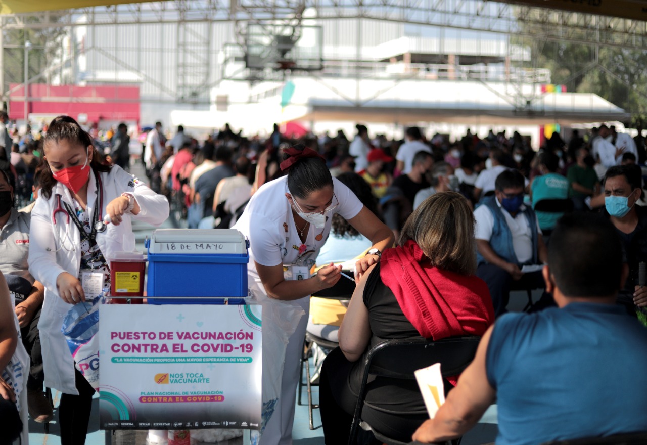 Suspendida, vacunación hasta después de las elecciones en Michoacán