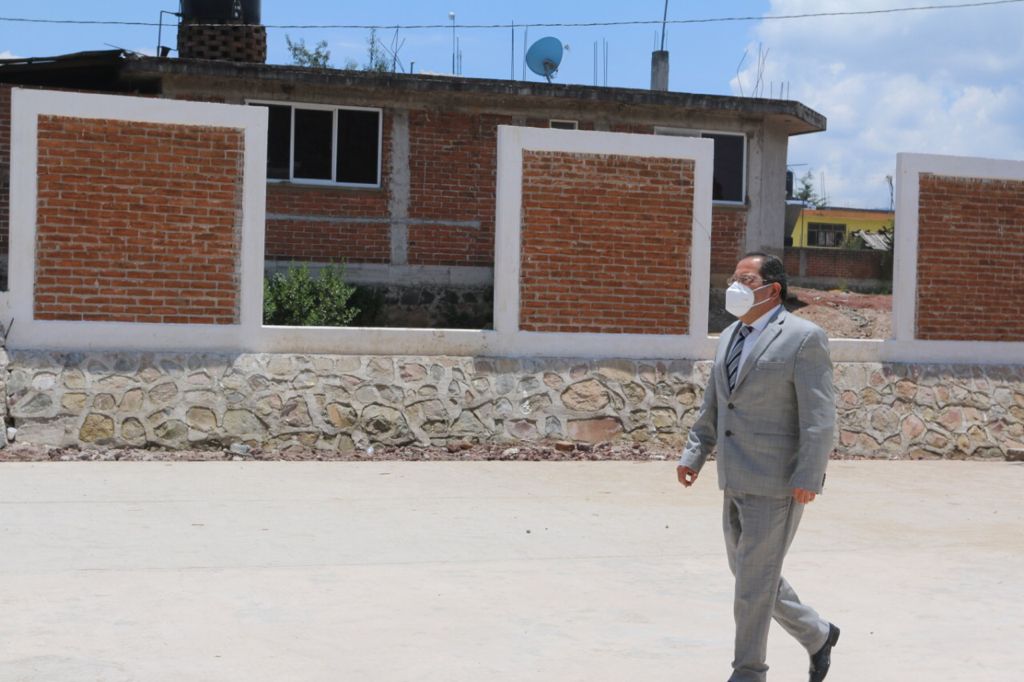 José Luis Téllez supervisó la obra denominada Rehabilitación del Espacio Multideportivo en Las Pilas