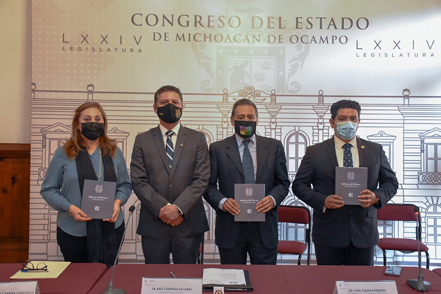 Recibe Congreso del Estado informe anual de la UMSNH