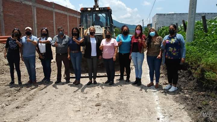 Lucila Martínez gestiona y pone en marcha obras en Huandacareo