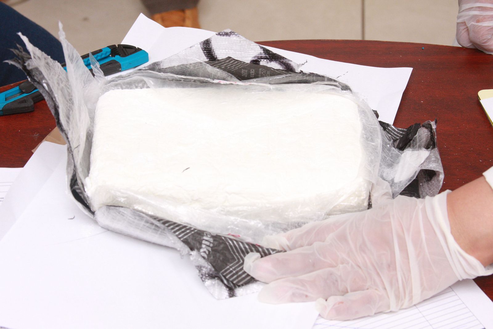 FGR OBTIENE VINCULACIÓN EN CONTRA DE DOS PERSONAS POR TRANSPORTE DE MÁS DE 60 KILOS DE COCAÍNA