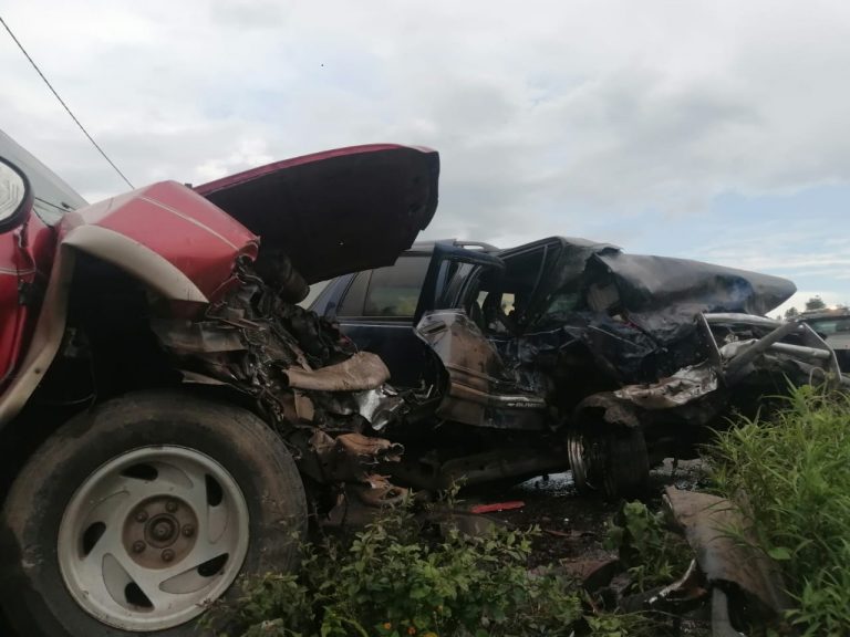 Mujer pierde la vida en choque automovilístico en la carretera Tuxpan – Zitácuaro