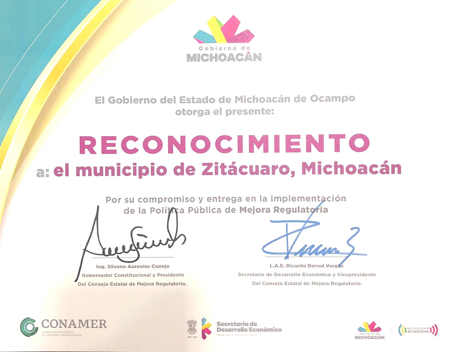 Cuenta Zitácuaro con Catálogo Estatal de Trámites Empresariales, versión Braille