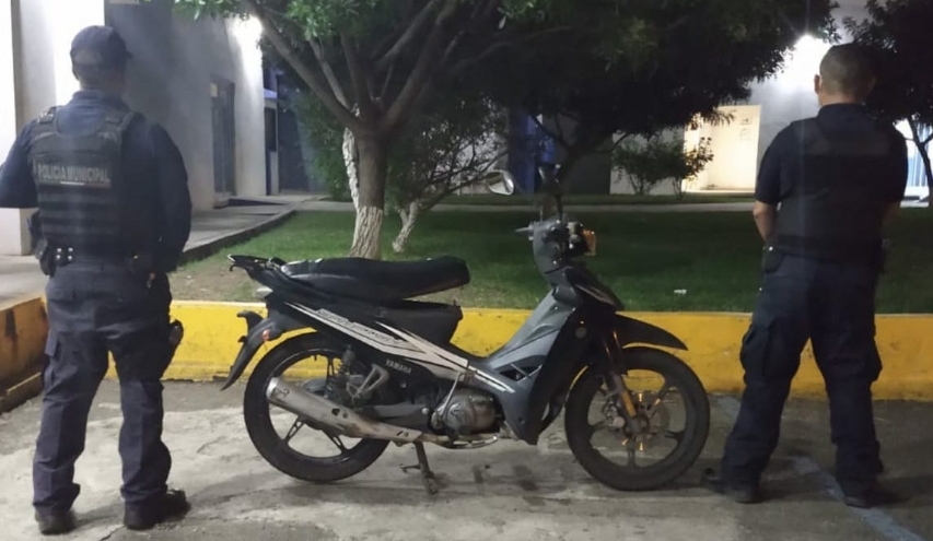 En Zamora, asegura SSP motocicleta con reporte de robo
