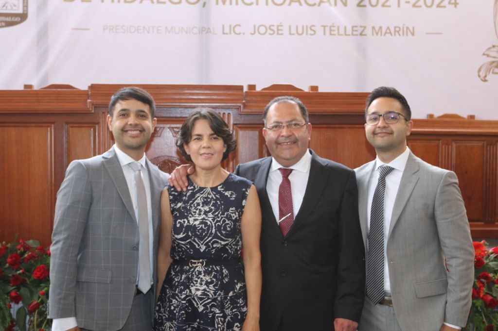 José Luis Téllez tomó protesta al cargo de Presidente Constitucional del Municipio de Hidalgo
