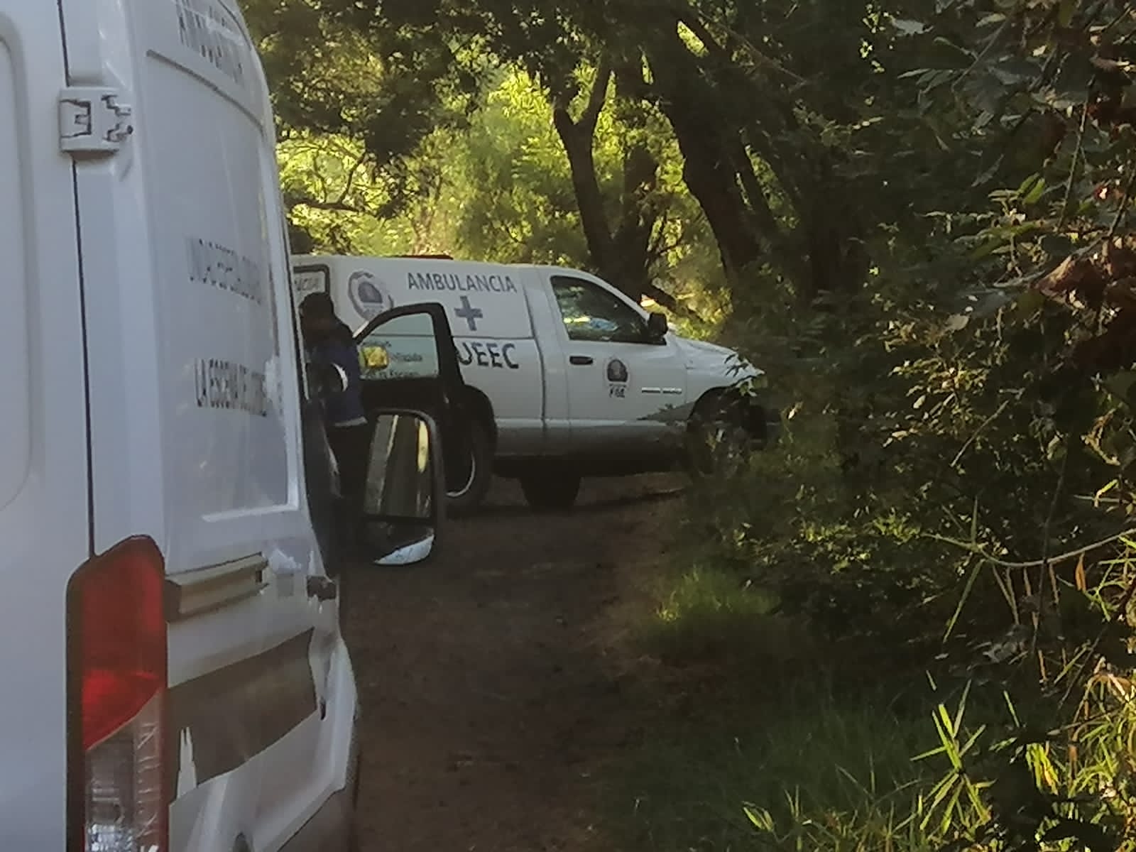 Localizan el cadáver de un hombre enterrado en piedras