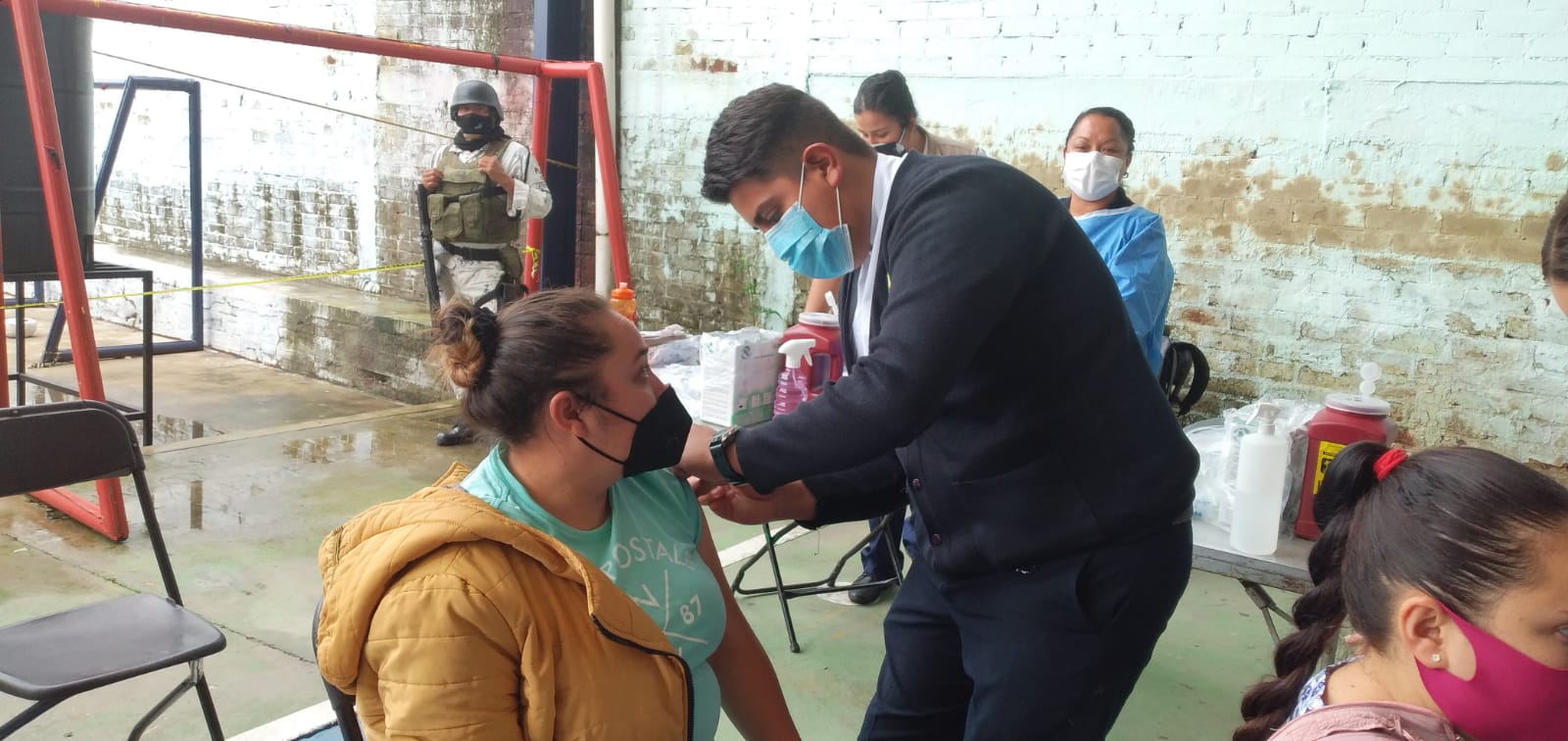 Este martes inicia aplicación de segunda dosis contra COVID-19 en personas de 18 a 29 años de edad