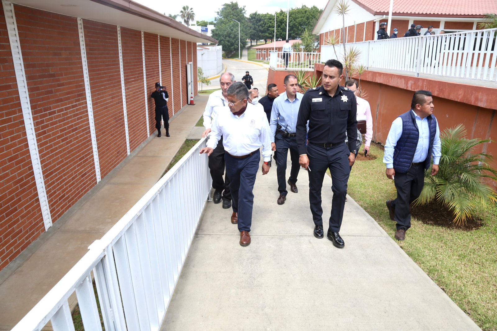 Secretario de SP visita Cuartel de Uruapan