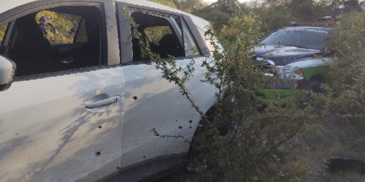 SSP asegura camioneta al parecer relacionada con la comisión de hechos ilícitos