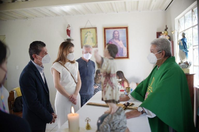 Alfonso Martínez celebra aniversario de la Casa de los Abuelos “Miguel Hidalgo”