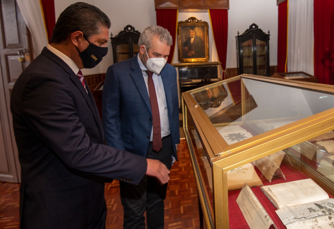 La UMSNH, clave para avanzar en el desarrollo de Michoacán: Bedolla