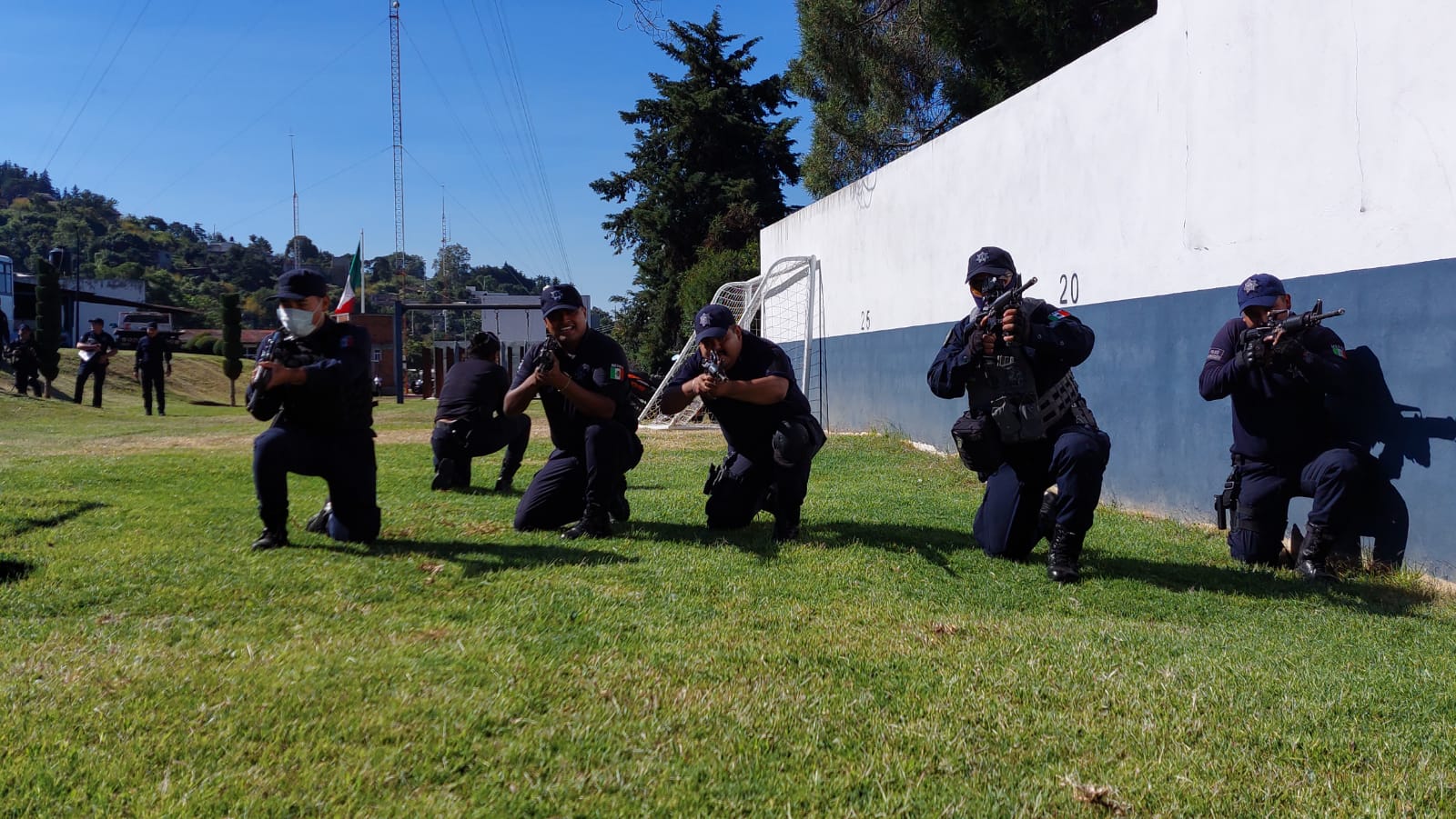 Se imparte entrenamiento táctico a la Heroica Policía Zitácuaro