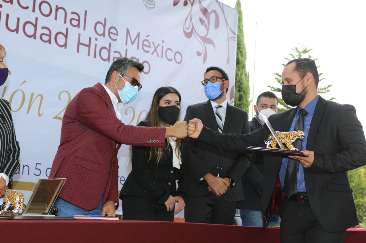 José Trinidad Lara asistió a la Ceremonia de Graduación de la Generación 2016-2021 del Instituto Tecnológico Superior de Ciudad Hidalgo